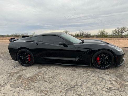 Used 2015 Chevrolet Corvette Stingray Coupe RWD image 10