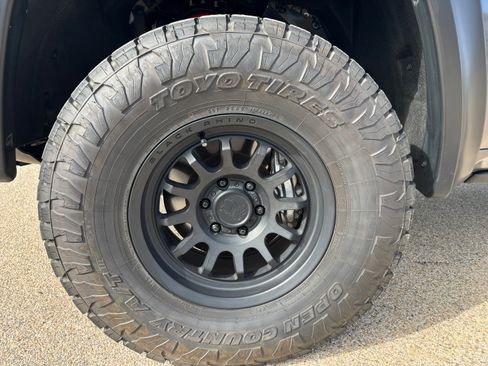 Used 2024 Toyota Tundra Platinum image 16