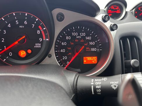 Used 2013 Nissan 370Z Touring w/ Sport Pkg image 32