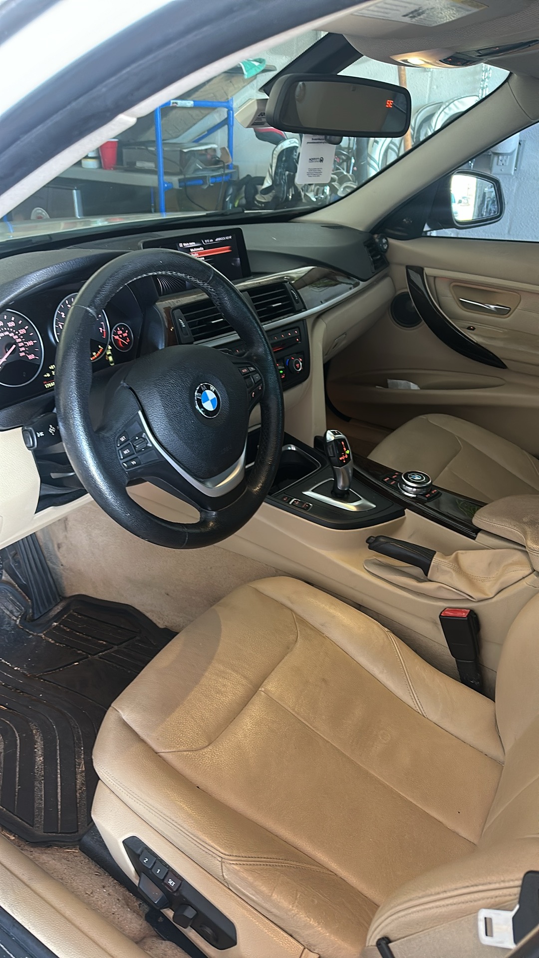 Used 2015 BMW 328i xDrive Sedan AWD/4WD image 5