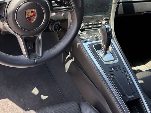 Used 2025 Porsche 718 Cayman S RWD image 11