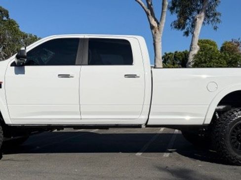 Used 2019 RAM 2500 Laramie image 22