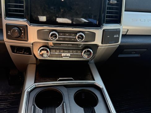 Used 2022 Ford F250 Lariat w/ Tremor Off-Road Package AWD/4WD image 11