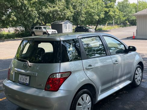 Used 2006 Scion xA FWD image 4