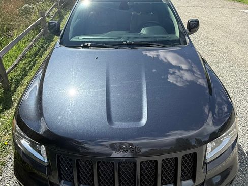 Used 2013 Jeep Grand Cherokee Overland w/ Advance Technology Group AWD/4WD image 11