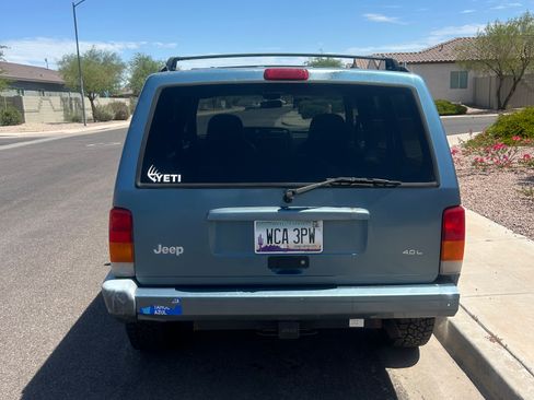 Used 1999 Jeep Cherokee 4WD 4-Door image 5