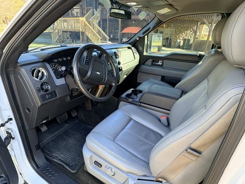 Used 2014 Ford F150 XLT w/ Equipment Group 302A Luxury image 10