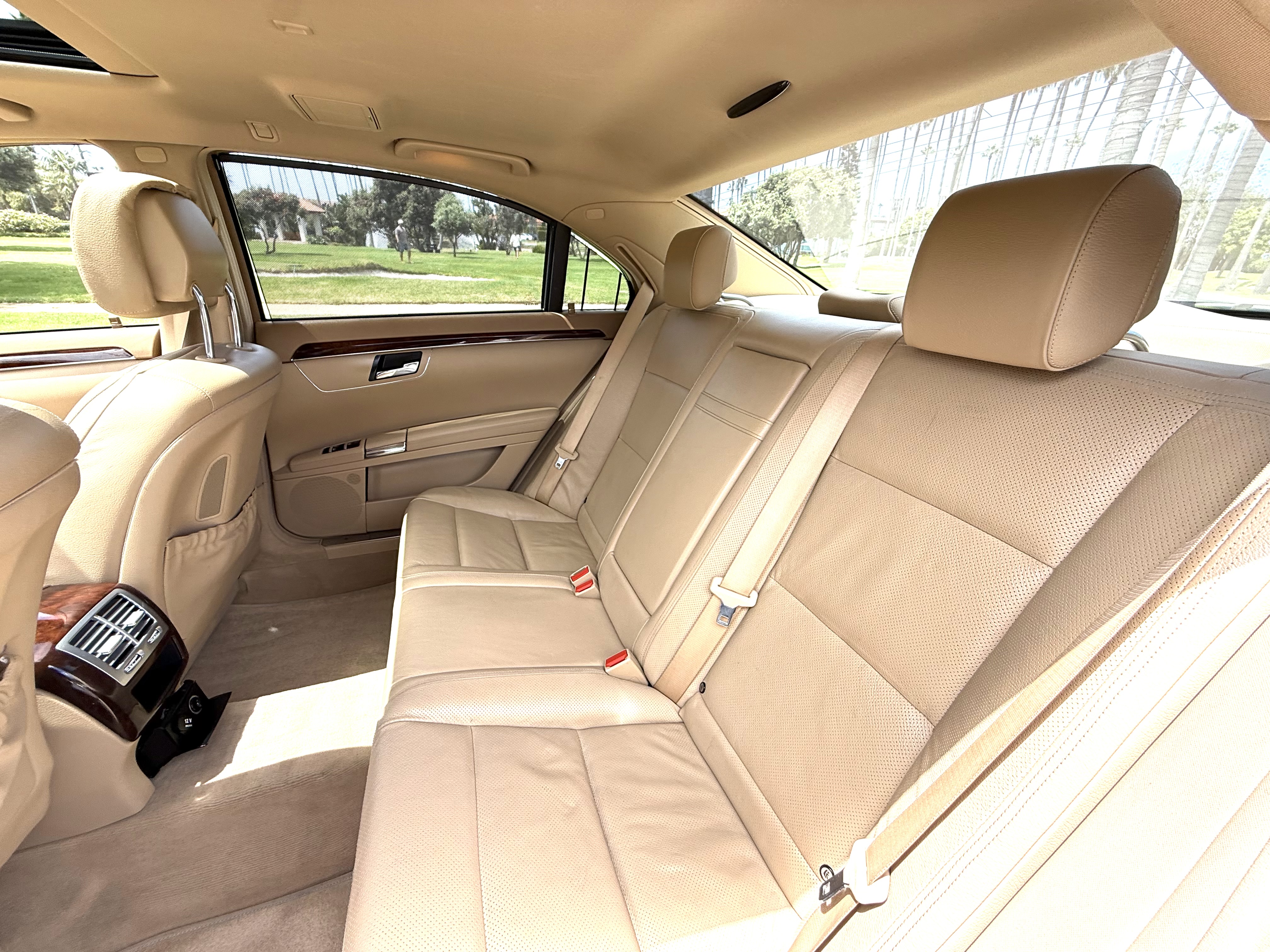 Used 2010 Mercedes-Benz S 400 image 5