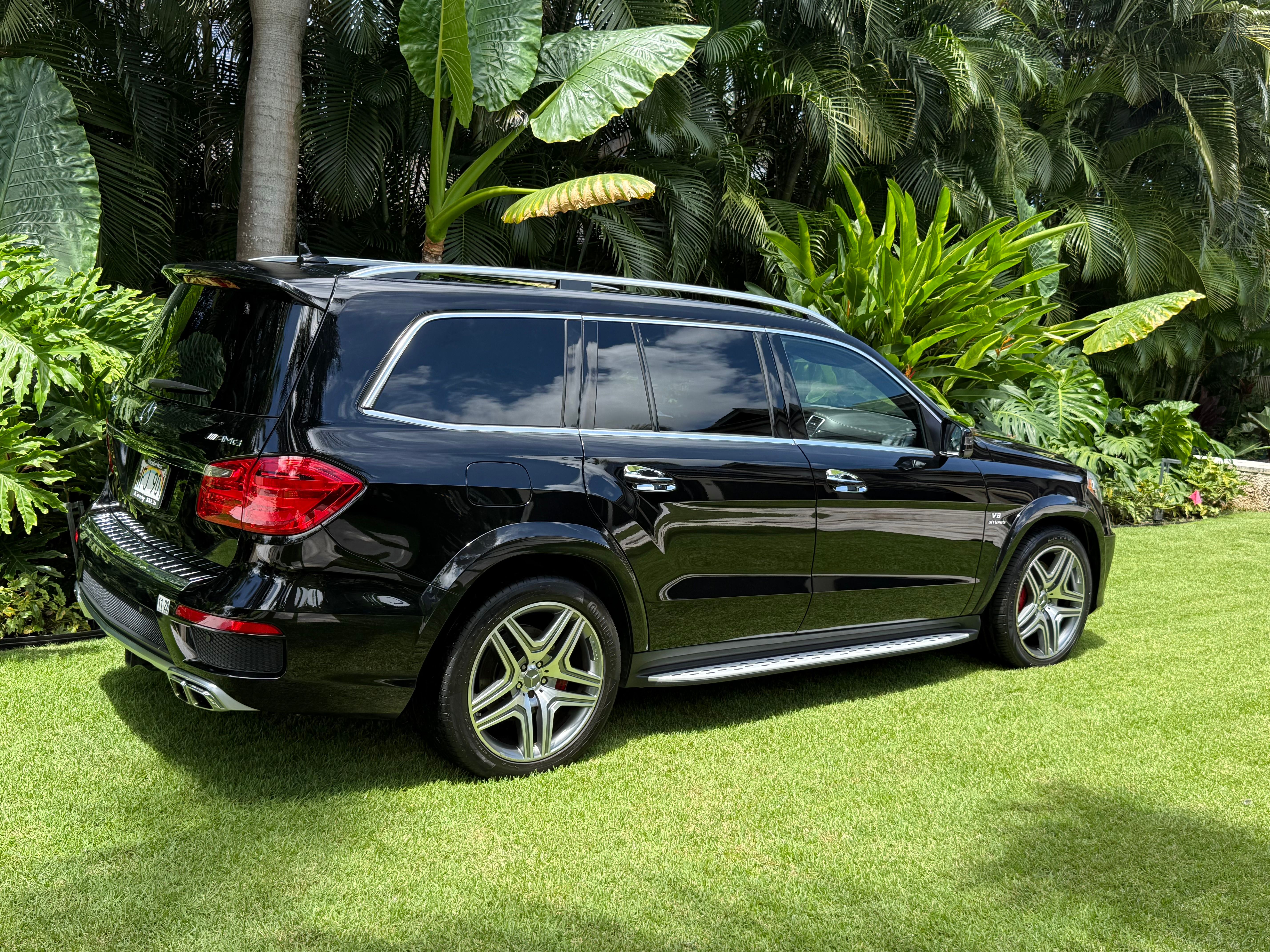 Used 2014 Mercedes-Benz GL 63 AMG 4MATIC image 2