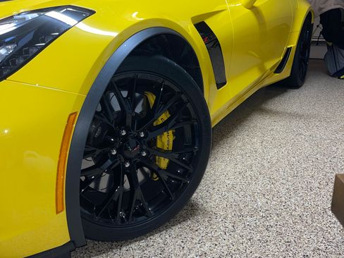 Used 2016 Chevrolet Corvette Z06 w/ 3LZ Preferred Equipment Group RWD image 25