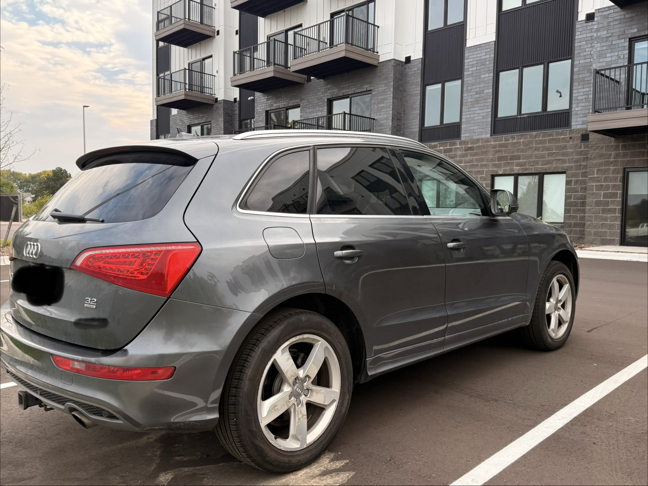 Used 2012 Audi Q5 3.2 Premium Plus AWD/4WD image 2