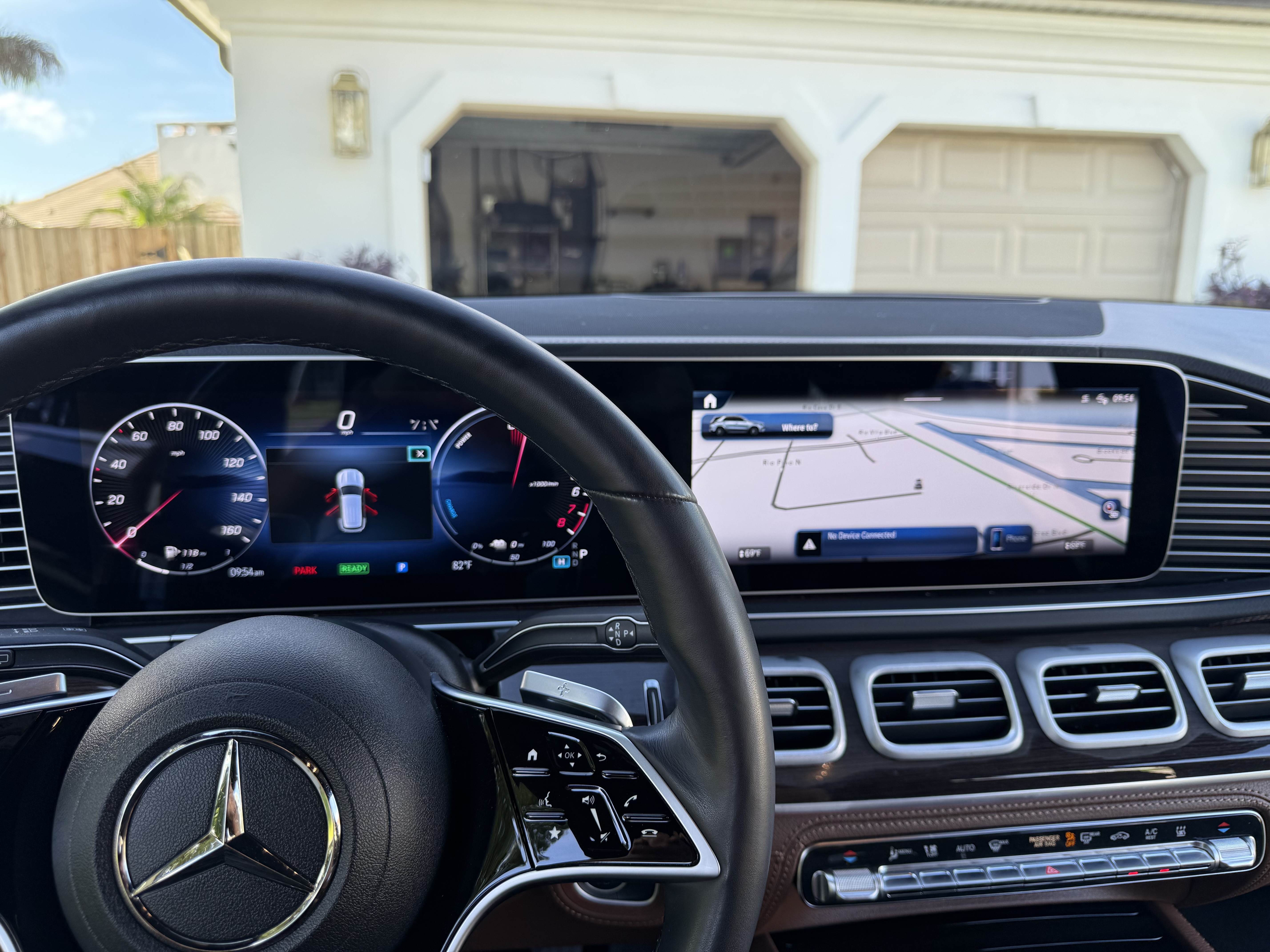 Used 2024 Mercedes-Benz GLE 450e 4MATIC image 12