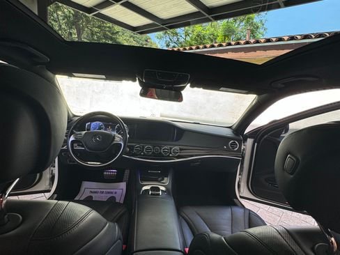 Used 2016 Mercedes-Benz S 550 Sedan image 5