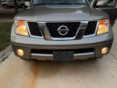 Used 2006 Nissan Pathfinder LE image 5