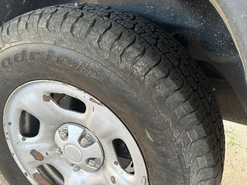 Used 2007 Jeep Liberty Sport image 12