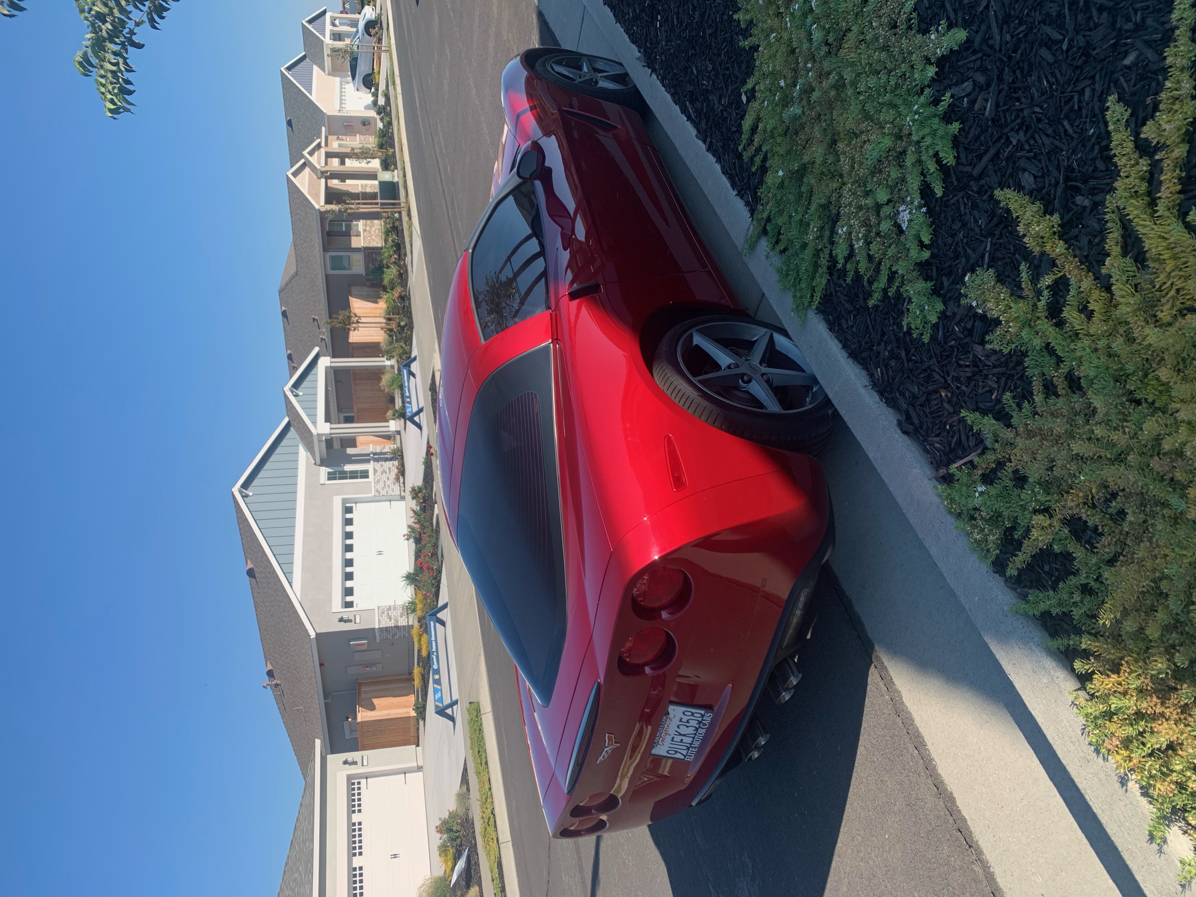 Used 2011 Chevrolet Corvette Coupe w/ 1LT RWD image 1