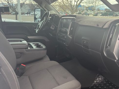 Used 2019 Chevrolet Silverado 2500 LT image 8