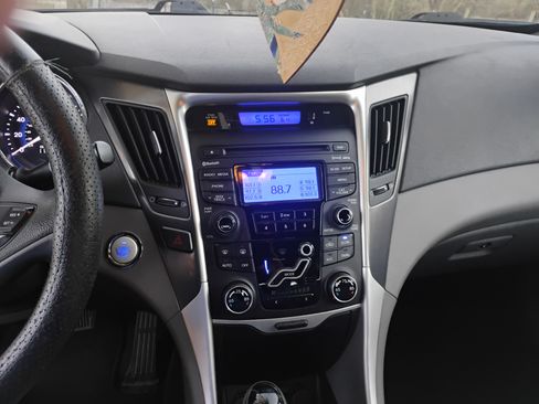 Used 2013 Hyundai Sonata Hybrid image 22