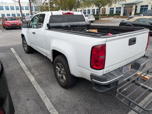 Used 2017 Chevrolet Colorado W/T image 6