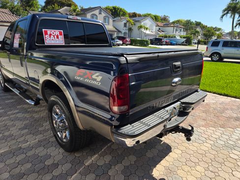 Used 2006 Ford F250 Lariat AWD/4WD image 8