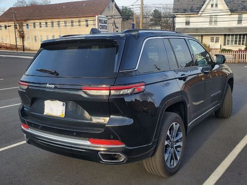 Used 2023 Jeep Grand Cherokee Overland image 17