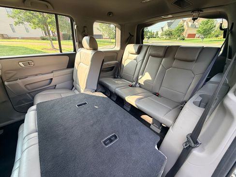Used 2011 Honda Pilot EX-L image 12