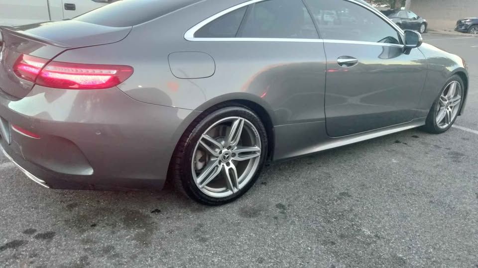 Used 2018 Mercedes-Benz E 400 Coupe image 8