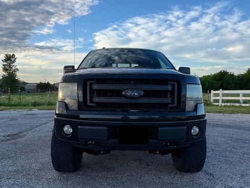 Used 2014 Ford F150 FX4 w/ Equipment Group 402A Luxury image 11