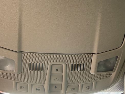 Used 2016 Ford Fusion SE w/ Equipment Group 202A image 12