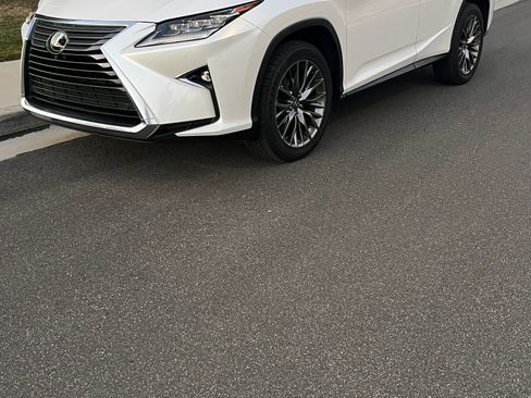 Used 2017 Lexus RX 350 F Sport image 2