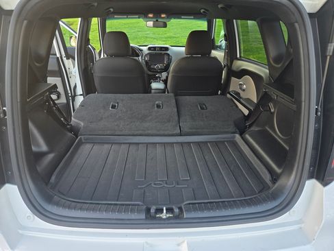 Used 2019 Kia Soul + w/ Audio Package image 13