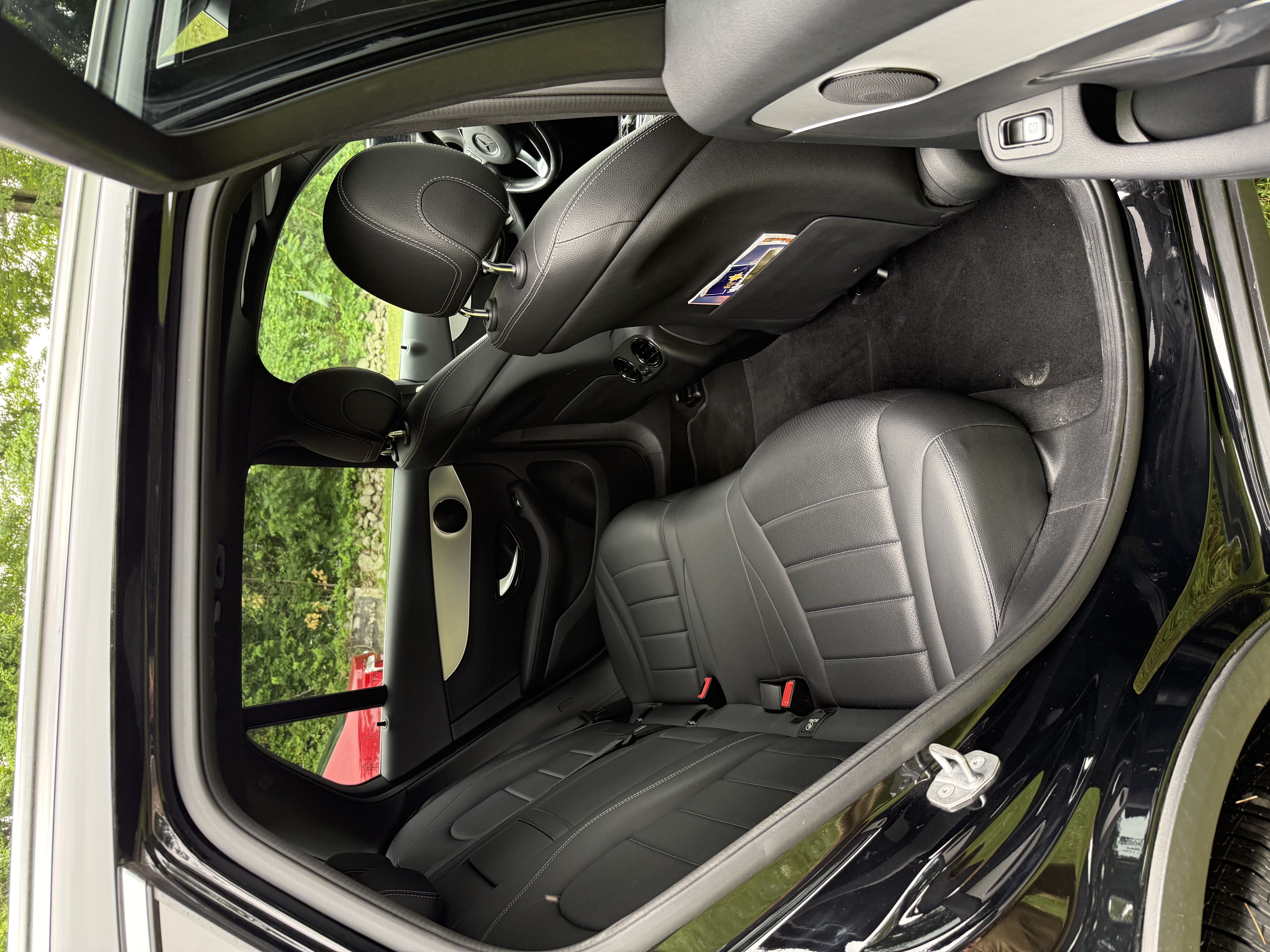 Used 2019 Mercedes-Benz GLC 300 4MATIC image 17
