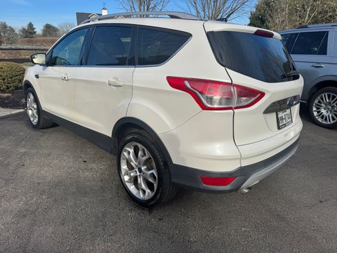 Used 2016 Ford Escape Titanium image 4