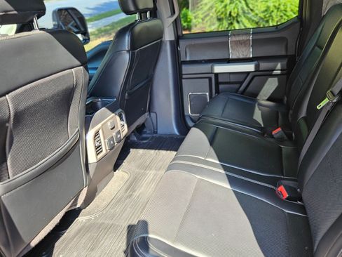 Used 2018 Ford F250 Lariat w/ Chrome Package image 5