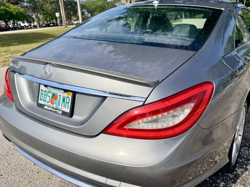 Used 2012 Mercedes-Benz CLS 550 4MATIC image 9