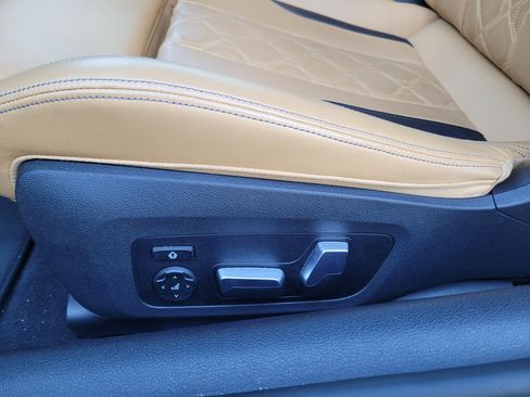 Used 2020 BMW M8 Convertible w/ Driving Assistance Package image 16