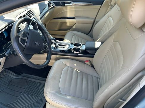 Used 2013 Ford Fusion SE FWD image 6