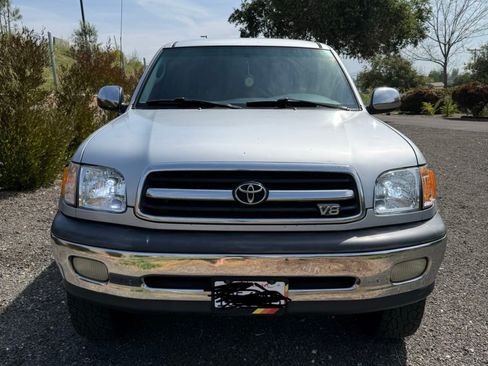 Used 2000 Toyota Tundra SR5 image 4
