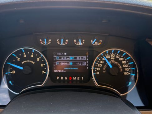 Used 2012 Ford F150 XLT w/ XLT Chrome Pkg AWD/4WD image 2