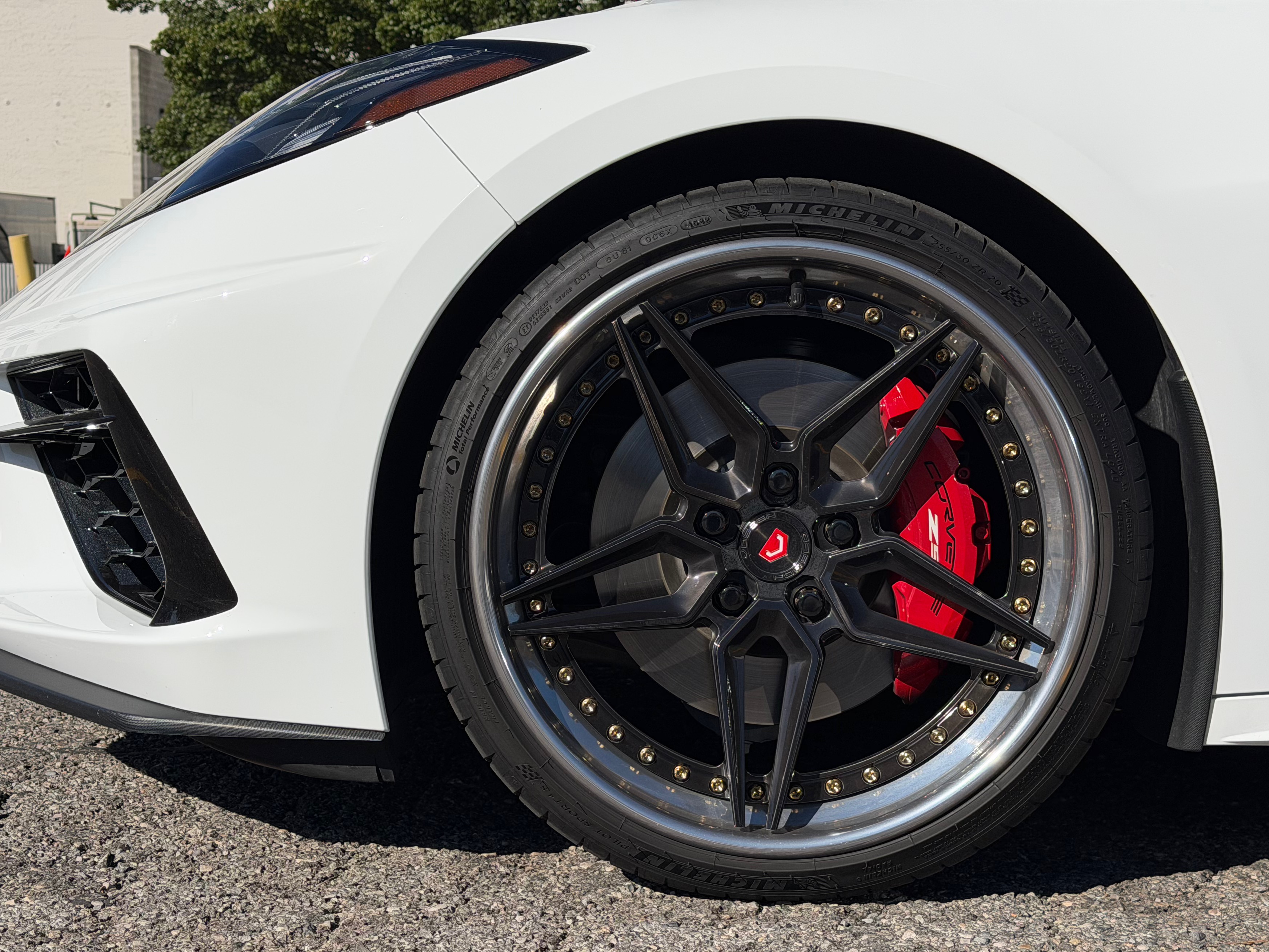 Used 2024 Chevrolet Corvette Stingray Premium Conv w/ Z51 Performance Package RWD image 12