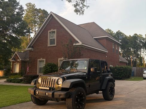 Used 2011 Jeep Wrangler Sport AWD/4WD image 6