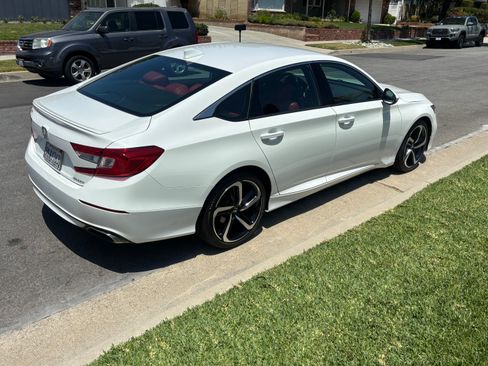 Used 2020 Honda Accord Sport image 5