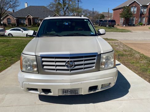 Used 2006 Cadillac Escalade ESV AWD image 8