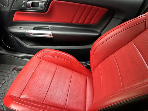 Used 2016 Ford Mustang GT Premium RWD image 25