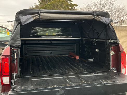 Used 2017 Honda Ridgeline RTL image 11