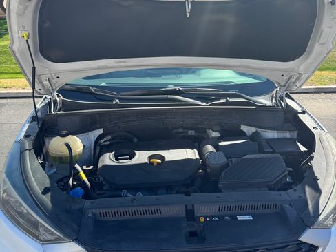 Used 2019 Hyundai Tucson SE image 38