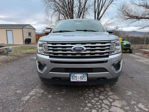 Used 2021 Ford Expedition Max Limited image 2