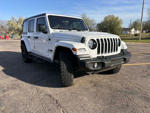 Used 2020 Jeep Wrangler Unlimited Sport image 2