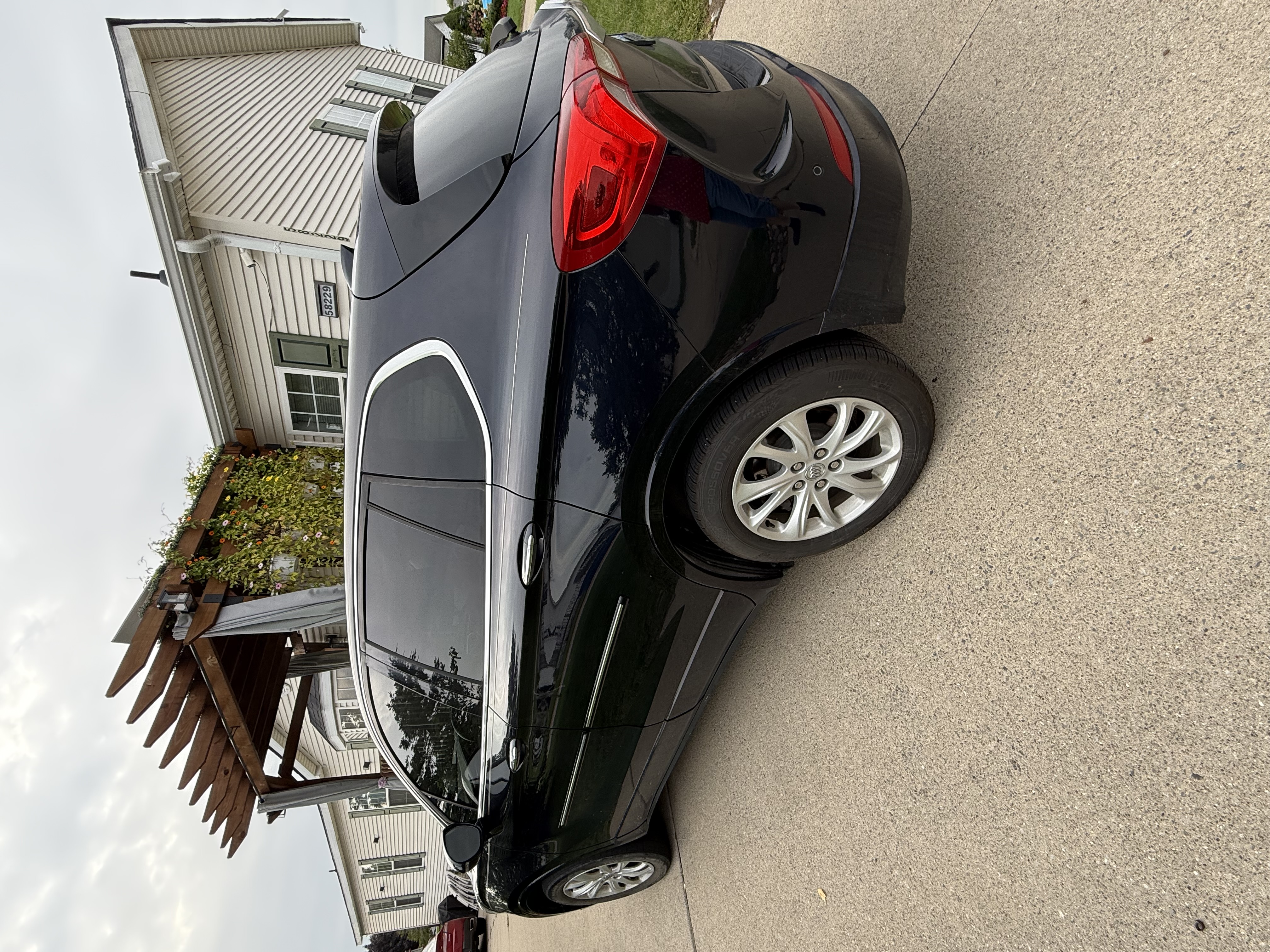 Used 2020 Buick Envision Preferred AWD/4WD image 5