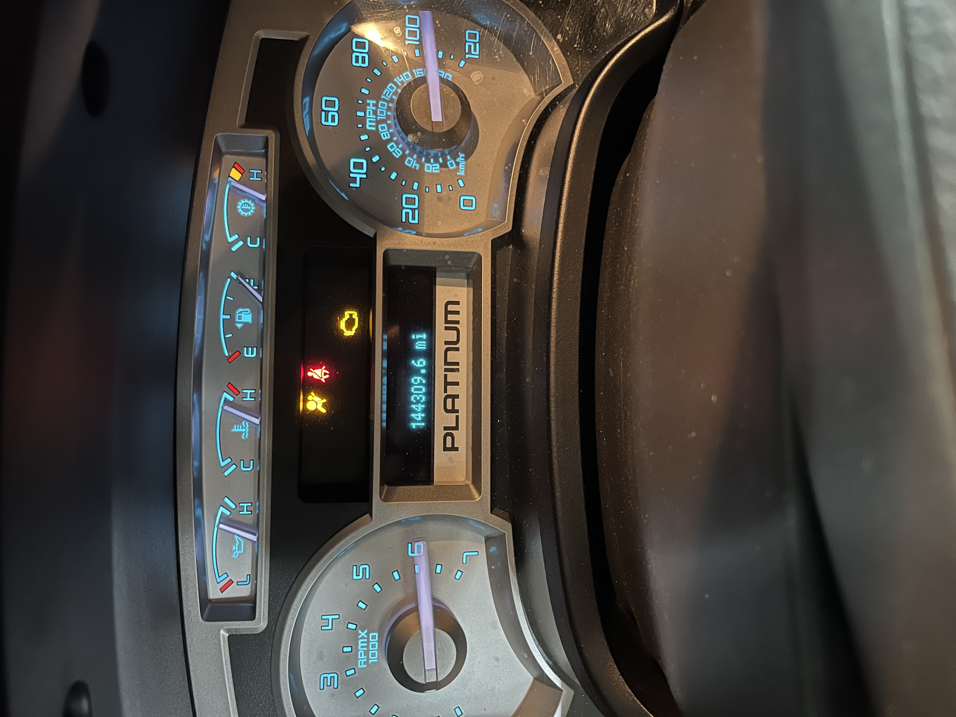 Used 2010 Ford F150 Platinum AWD/4WD image 4